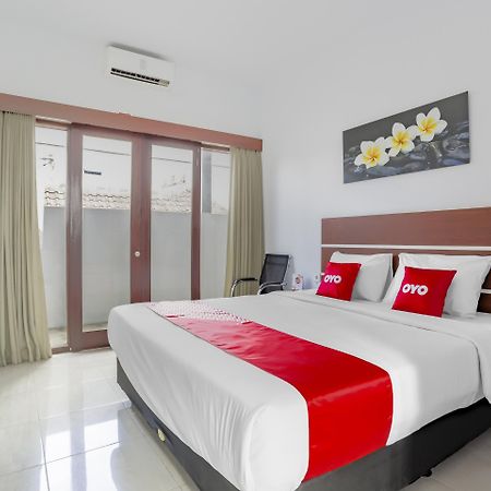Oyo 3852 Valomia Guest House Denpasar Dış mekan fotoğraf