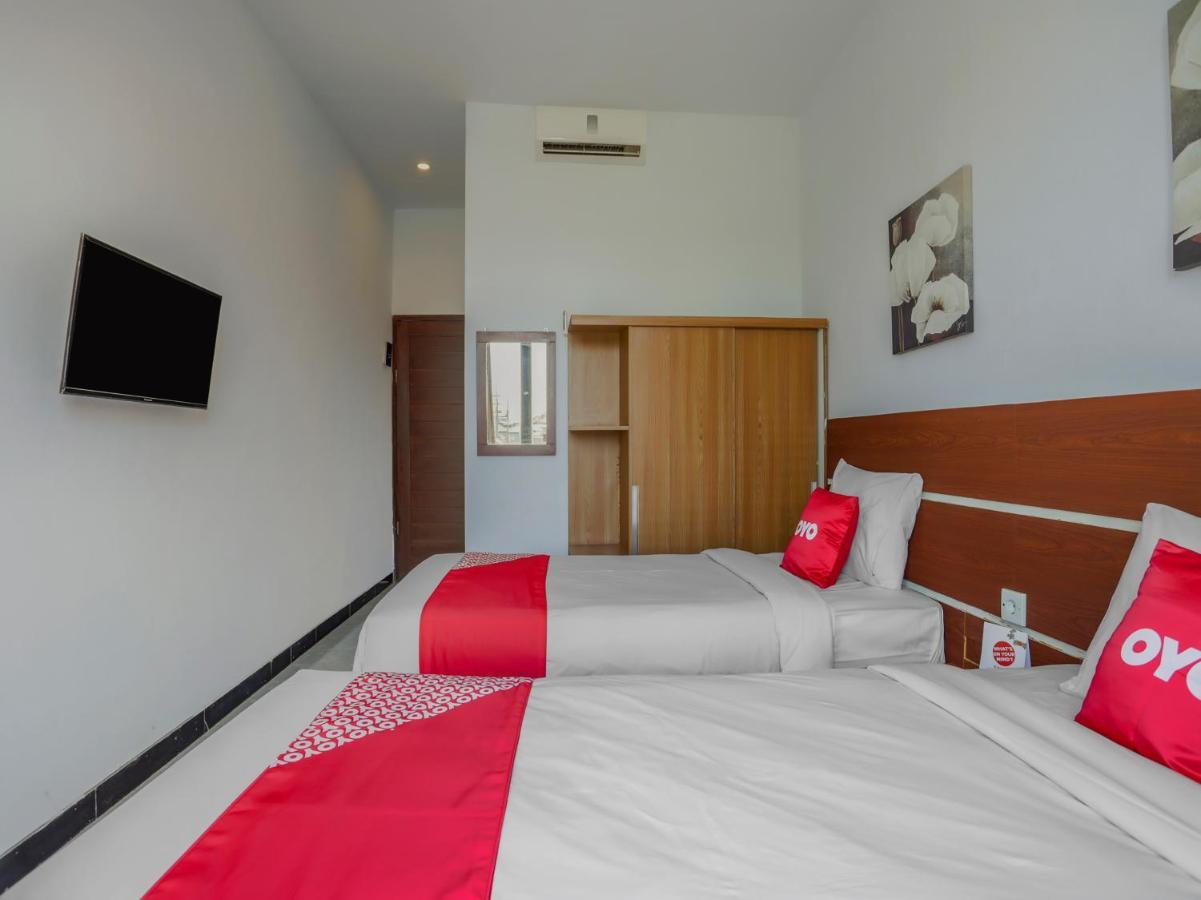 Oyo 3852 Valomia Guest House Denpasar Dış mekan fotoğraf