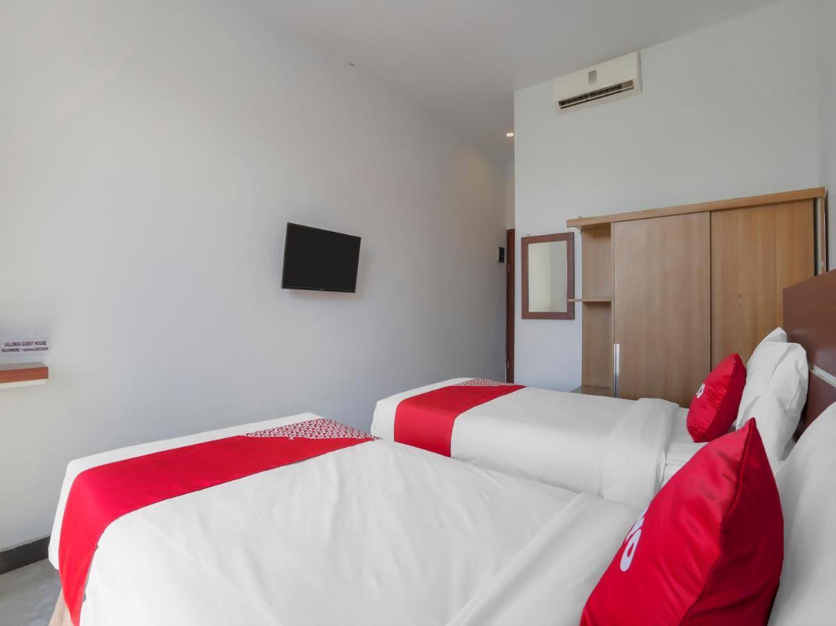 Oyo 3852 Valomia Guest House Denpasar Dış mekan fotoğraf