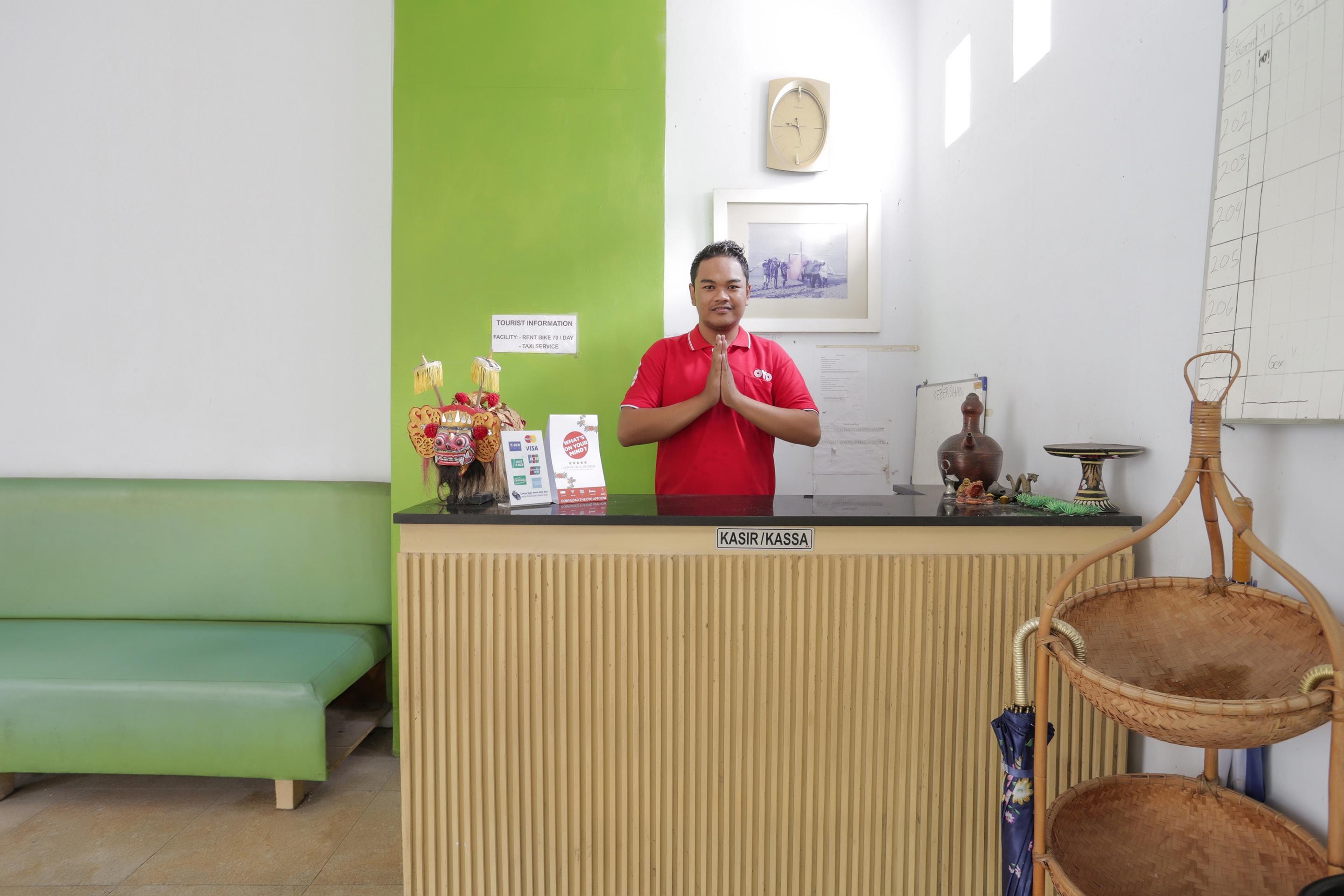 Oyo 3852 Valomia Guest House Denpasar Dış mekan fotoğraf